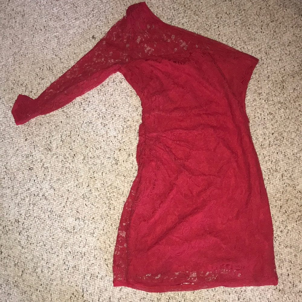 Max and Cleo red dress
